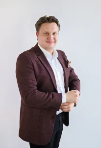 Maksymilian Kasperek - Dyrektor operacyjny, Członek Zarządu